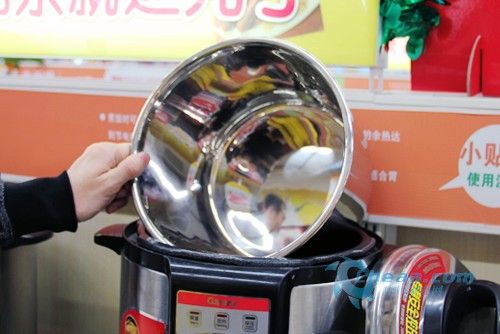 双层内锅设计 格兰仕电压力锅YA401荐_家电