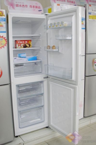 两门设计更精美三星水韵冰箱热卖