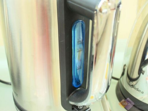 春季防燥应多喝水格兰仕电水壶售199元