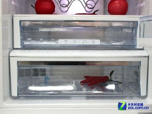 风冷更省力美菱三开门冰箱现7999元