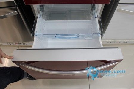 节能补贴400元卡萨帝意式三门冰箱热销