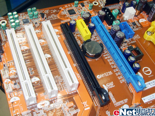ʿ570SLI˫˴1088Ԫ