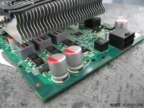 �����и߶��޼�8800GT/1GBǿ�Ƴ���