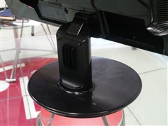 ���Ǿ�Ʒ�����˿�һ�߸߶�22��Һ��(3)