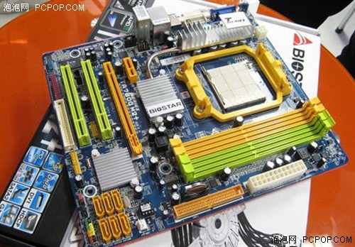 映泰TA780G-M2+主流游戏考验HD3200!