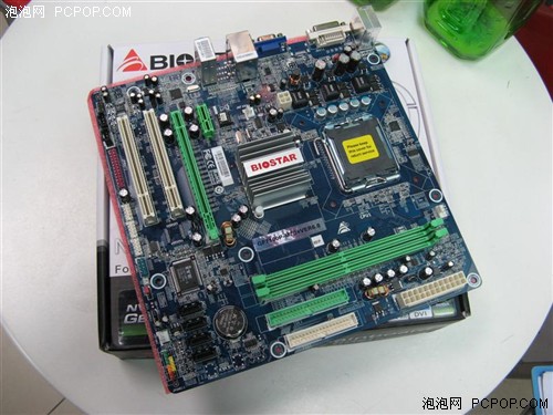 风头不让DX10主板!台系GF7100降百元