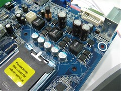 风头不让DX10主板！台系GF7100降百元