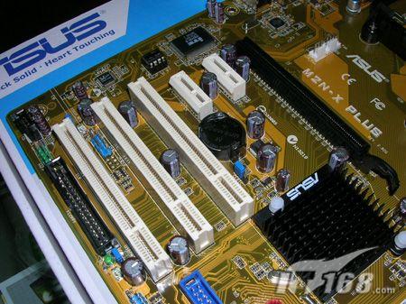 双核4000+好搭档华硕AM2主板特价410