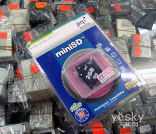 �ײ˼۸��˦��PQI����miniSD��2GB