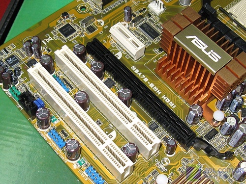 ������߻�˶HDMI�ӿ�780G����499Ԫ