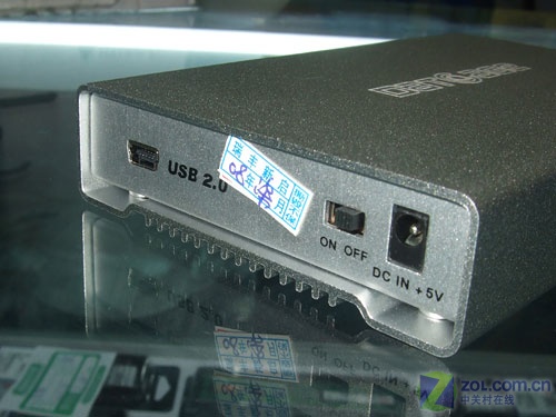 用料十足 元谷PD2500串口硬盘盒到货_硬件