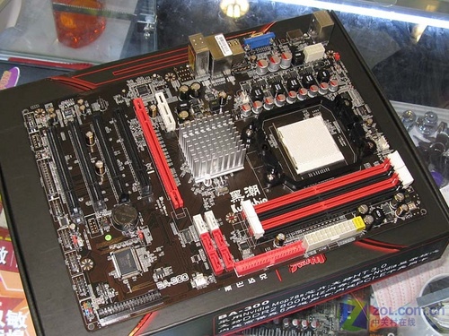���ı���1.7GHz�ڳ�DX10�彵��399Ԫ