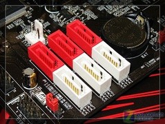 和P45没两样黑潮BI-520主板499元到货