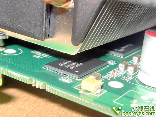 650/1900+双热管PNY超值9600GT显卡799元