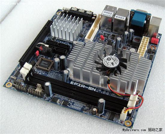 Intel˫��Atom�Ծ�VIANano����ʵ��