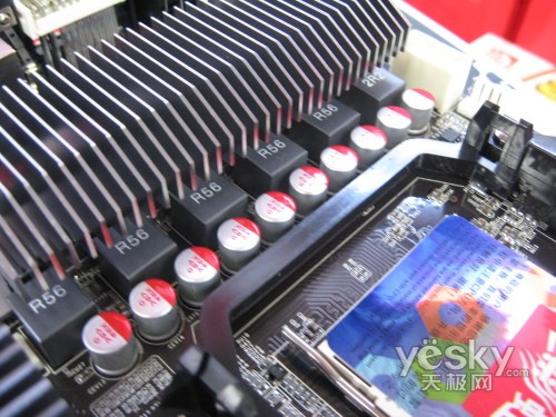 1099Ԫ��ֵ���߲ʺ�790GX+HD3850��װ����