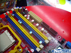 ��һ�Ͷ�����ʿ��790GX�����ɼ���