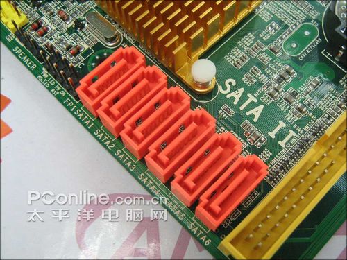 4相128M780G大众价!磐正AK780G雪降百元