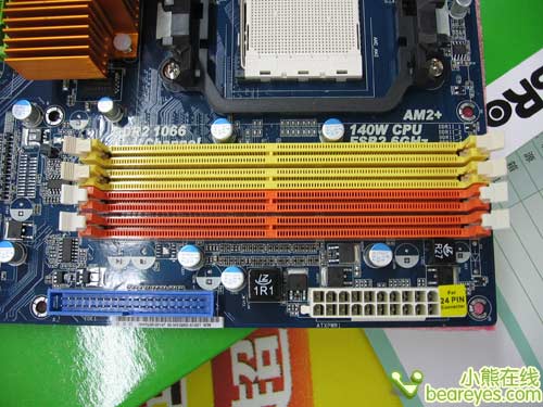 ֧��˫8X������ȫ��790GX�ۼ�699
