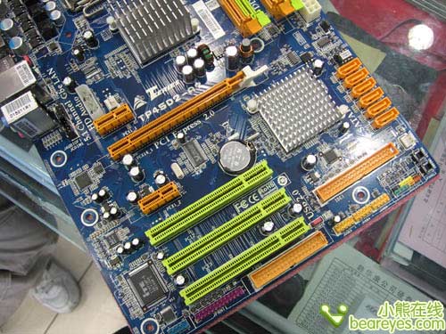 做工扎实很重要映泰网吧P45主板仅699元