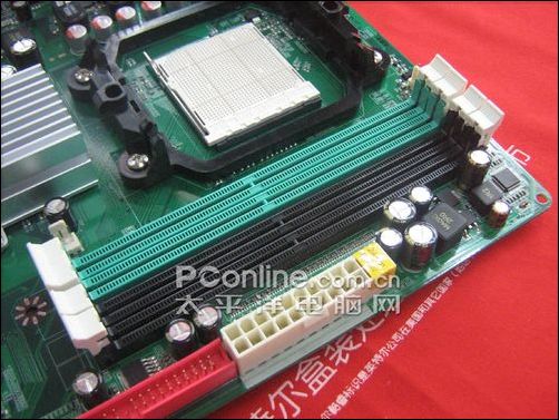 实惠最重要!双敏UR790XA-CF主板499拿走