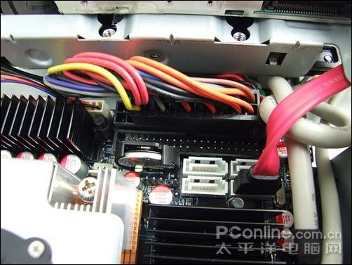 CPUռ���ʽ�1%!��΢HTPC��װ����ʵս