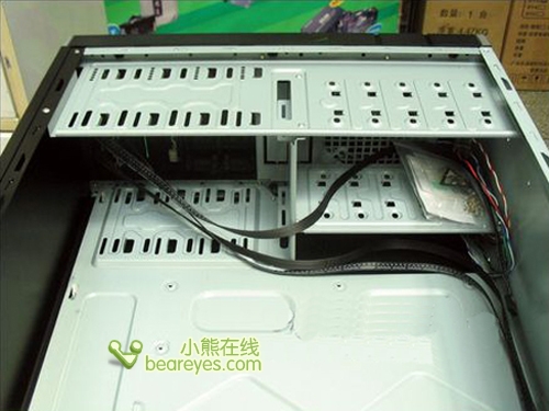 给你PC选个防辐射房大水牛A0802机箱379元