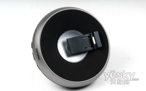 震撼摇滚飞利浦滚动式iPhone音箱底座评测