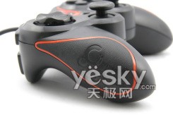胜利在召唤北通战戟2游戏手柄格斗试玩评测