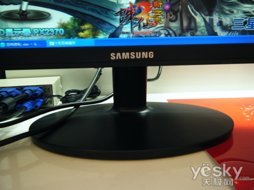 �صͼ�890������EX1920W��ʾ��ʵ�ݴ���