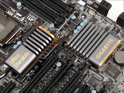 �����ױȵ��ݻ�����P67A-UD7��������