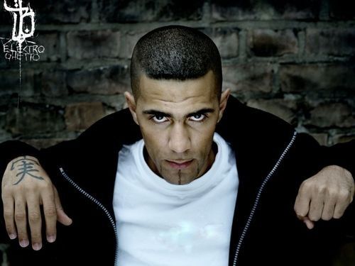 变形金刚3主题曲出炉!7首新鲜MV试听