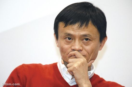 马云因擅自将支付宝从阿里巴巴转移到自己的公司而备受舆论指责