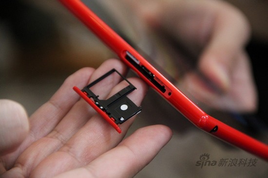 Lumia系列平板分支 诺基亚2520现场体验|Lumia|诺基亚|平板_手机_新浪科技_新浪网