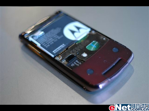 ���紥������Ħ�о���3G�ֻ�V9ͼ��(4)