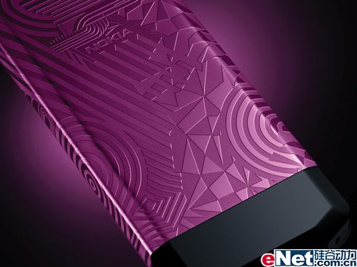 ��ɫˮ��ϵŵ����7900Crystal�ǳ�