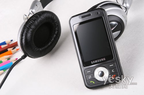 ��սN81������˫�򻬸������콢i450ͼ��