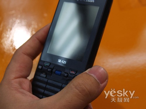 UIQ3.3界面谍照再曝光天极手机频道辟谣!