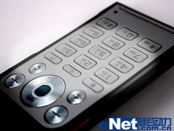 引领手机潮流索爱翻盖音乐机W380c评测(3)