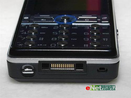 专业拍照索尼爱立信K818c欲破2千
