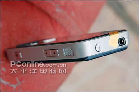 HTC钻石上市降2000诺记N81领跑两千价