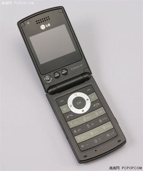 小巧翻盖横屏LG发布电视手机HB620T