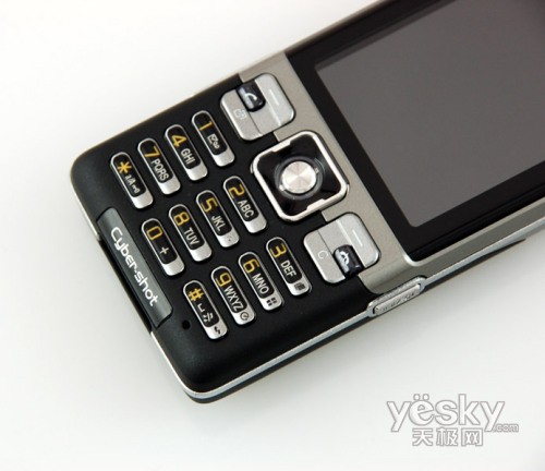 GPS加三防索尼爱立信C702c再破新低