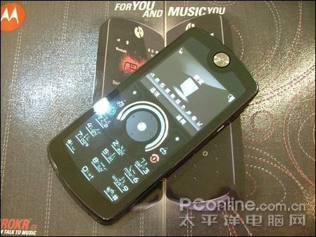 光杆司令 摩托罗拉E8最后坚守的贵族