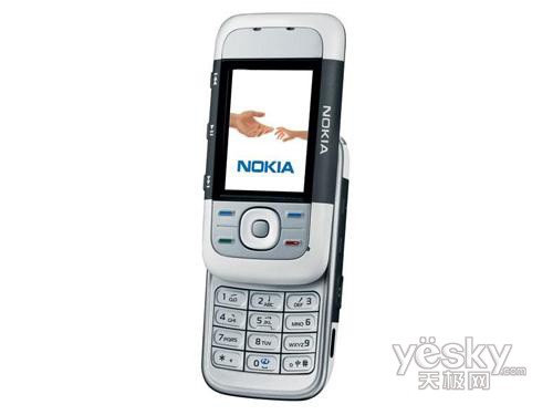 平价随身听诺基亚5200XM手机不足八百元
