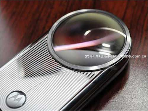 唯我独尊 摩托罗拉AURA R1报价7900元_手机