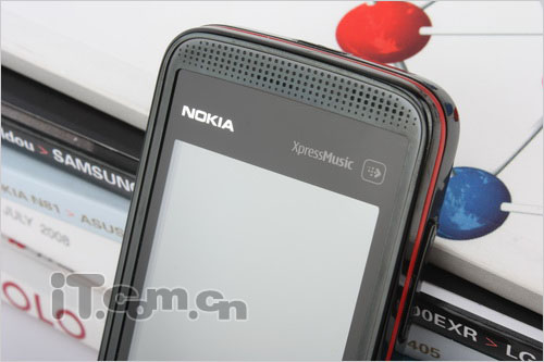 比5800更快 诺基亚5530速降还送电影票_手机