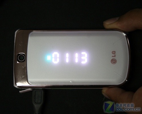 二代冰激凌更可爱天翼LGKV600评测(2)