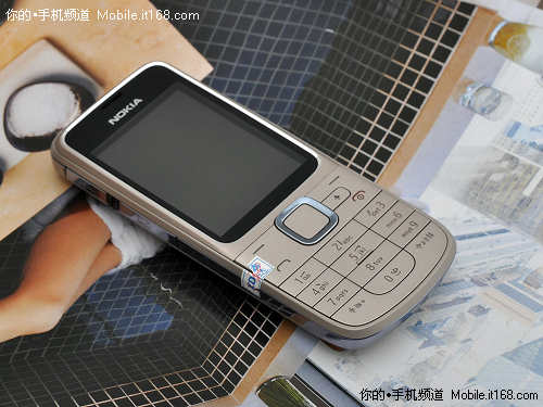 千元玩GPS诺基亚2系导航机2710评测