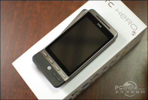 超个性透明屏索爱X5价高 改版手机周报_手机